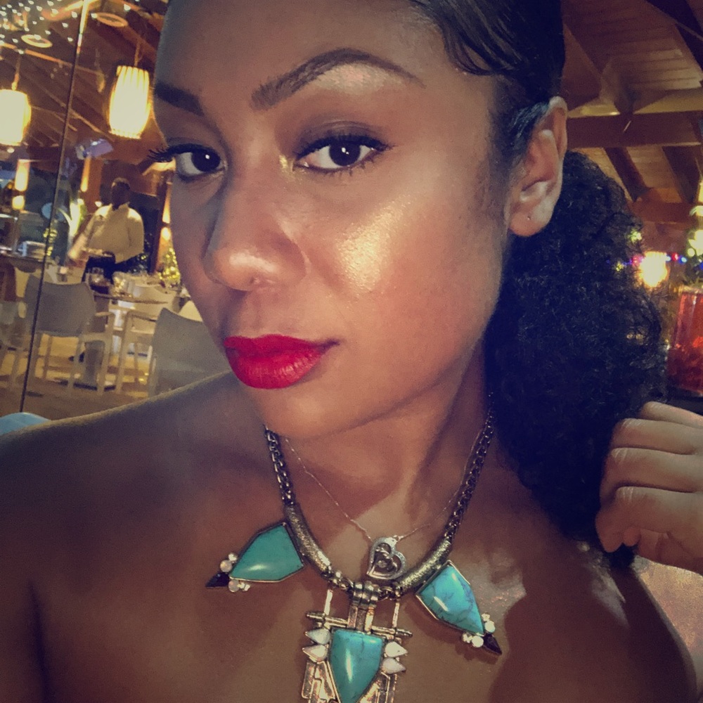 Meet your Posher, Luisa